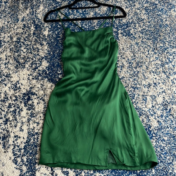 Lovers + Friends Dresses & Skirts - Lovers and Friends Dani Mini Dress in Emerald